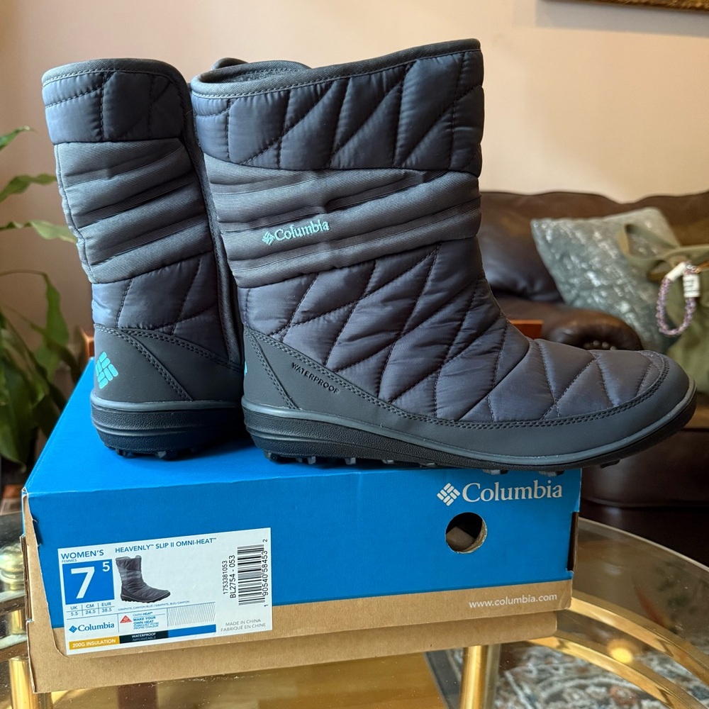 New Columbia Women's Charcoal Quilted Winter Boots Sz 7.5